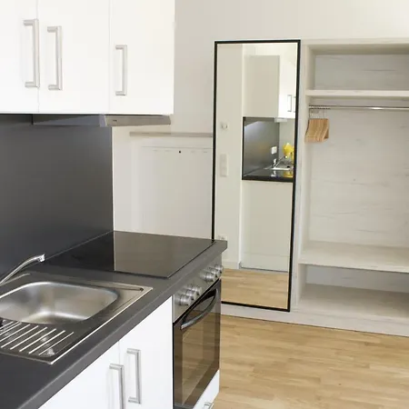 1 Studioapartment Mit Bis Zu 2 Einzelbetten In Der Land Of Living Daire