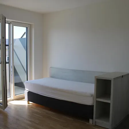 1 Studioapartment Mit Bis Zu 2 Einzelbetten In Der Land Of Living Daire